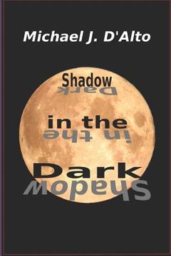 portada Shadow in the Dark (en Inglés)