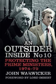 portada An Outsider Inside no 10 (in English)