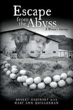 portada Escape from the Abyss: A Woman's Journey (en Inglés)