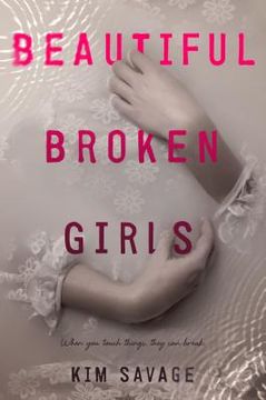 portada Beautiful Broken Girls (in English)