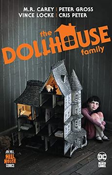 portada The Dollhouse Family (Hill House Comics) (en Inglés)