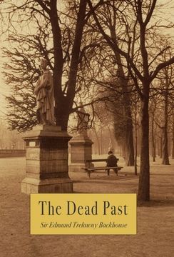 portada The Dead Past (en Inglés)