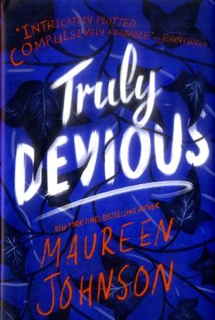 portada Truly Devious: A Mystery (in English)