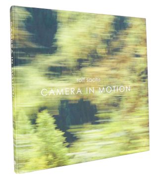 portada Rolf Sachs - Camera in Motion: From Chur to Tirano: Captured by Rolf Sachs & Daniel Martinek. Contributions by Bill Kouwenhoven and Helen Chislett (in English)
