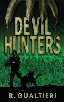 portada Devil Hunters: A Horror Thriller (en Inglés)