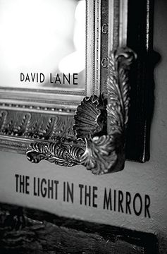 portada the light in the mirror (en Inglés)