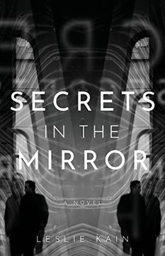 portada Secrets in the Mirror (en Inglés)