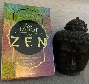 portada Tarot Zen. Basado en las Enseñanzas del Maestro Osho (in Spanish)