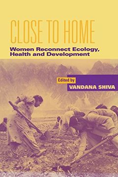 portada close to home: women reconnect ecology, health and development (en Inglés)