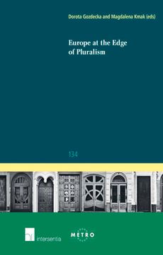Europe at the Edge of Pluralism (en Inglés)