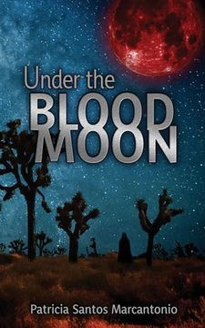 portada Under the Blood Moon (in English)