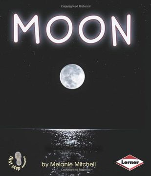 portada Moon (First Step Nonfiction) (en Inglés)