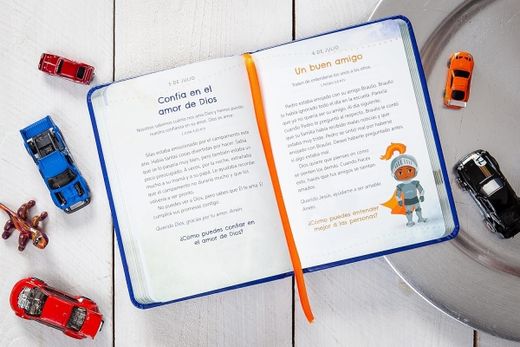 Corazón muy valiente: 365 devociones para niños