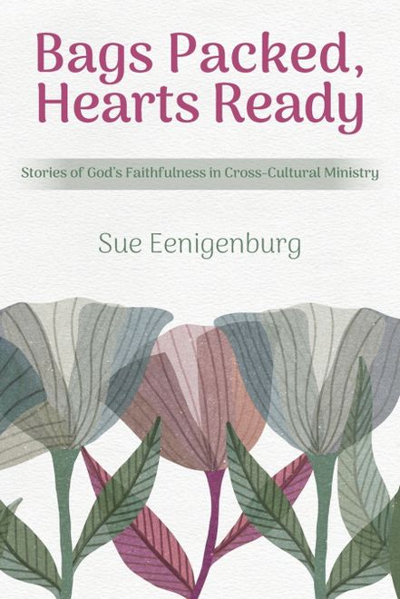 portada Bags Packed, Hearts Ready (en Inglés)